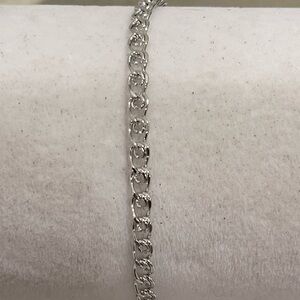 Chic Silver Chain Bracelet